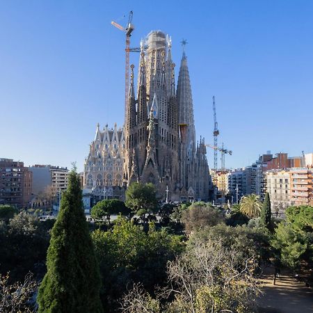 Housalia Sagrada Familia Views Barcelona Exterior foto