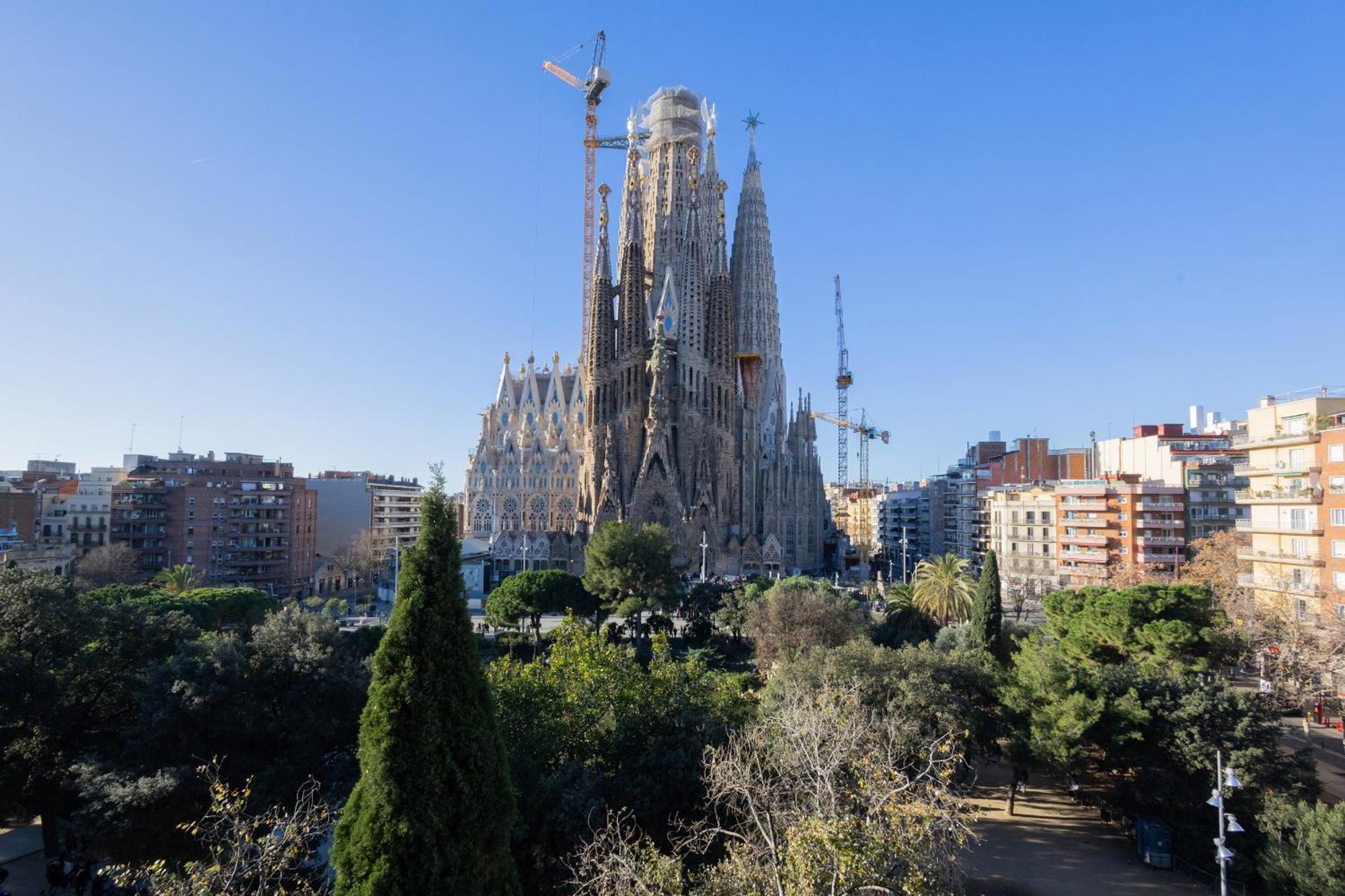 Housalia Sagrada Familia Views Barcelona Exterior foto