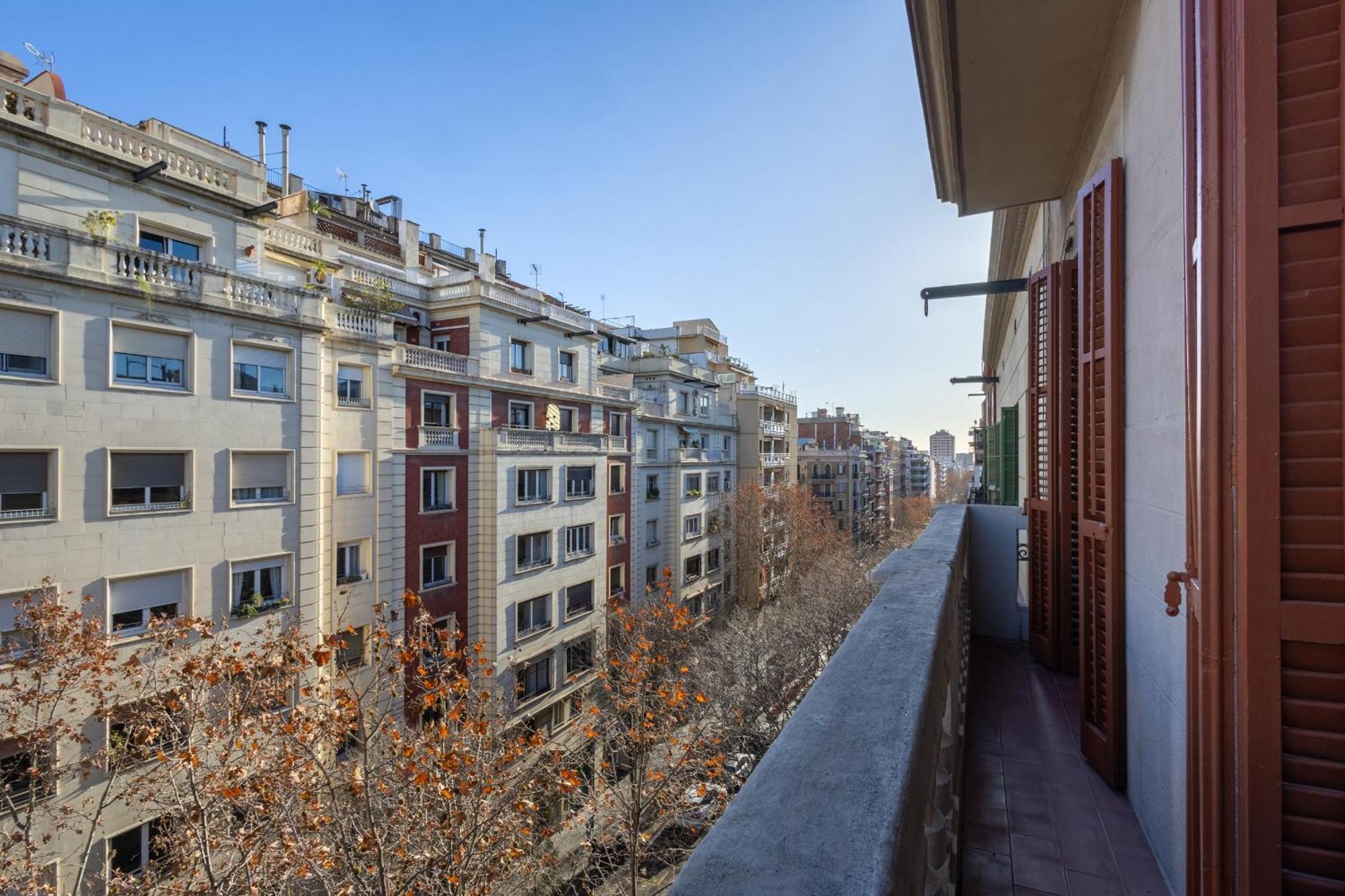 Housalia Sagrada Familia Views Barcelona Exterior foto